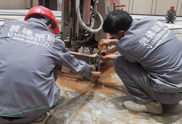 甘肃烈日下的守护——磐建加固工程一直都在！